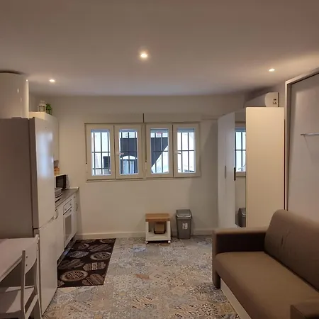 Perla 2 Seafront Apartment Fuengirola