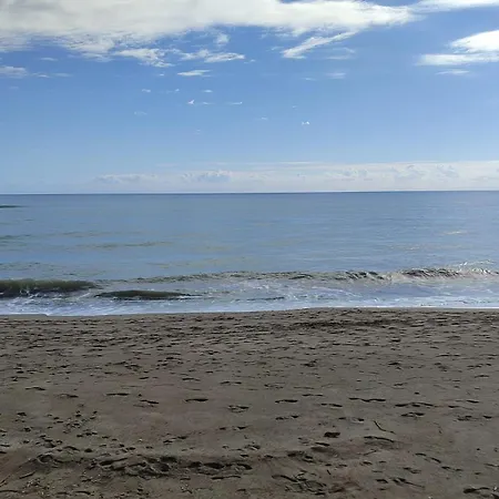 Apartment Perla 2 Seafront *